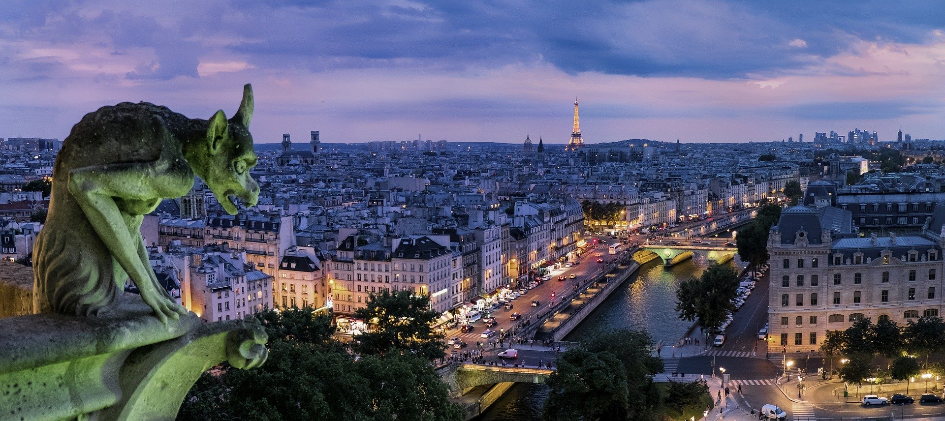 Taxi Orly : Un service de transport vers les sites touristiques